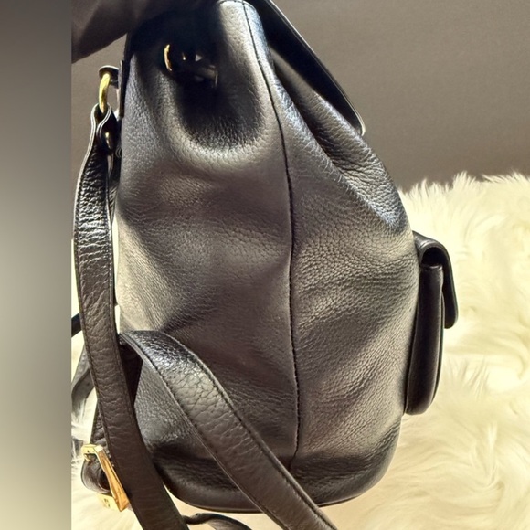 MCM Leather Drawstring Backpack Gold Brass HDWRE Pocket Adjustable Strap - Picture 7 of 9